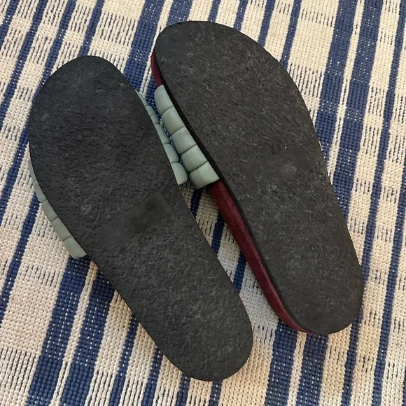 Isabel Marant slides size 8 us - Picture 3 of 4